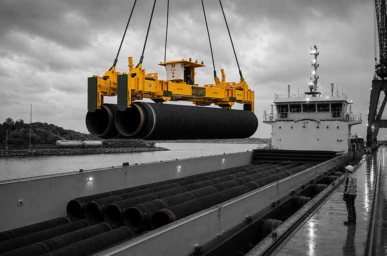 Aerolift mechanical pipe spreader